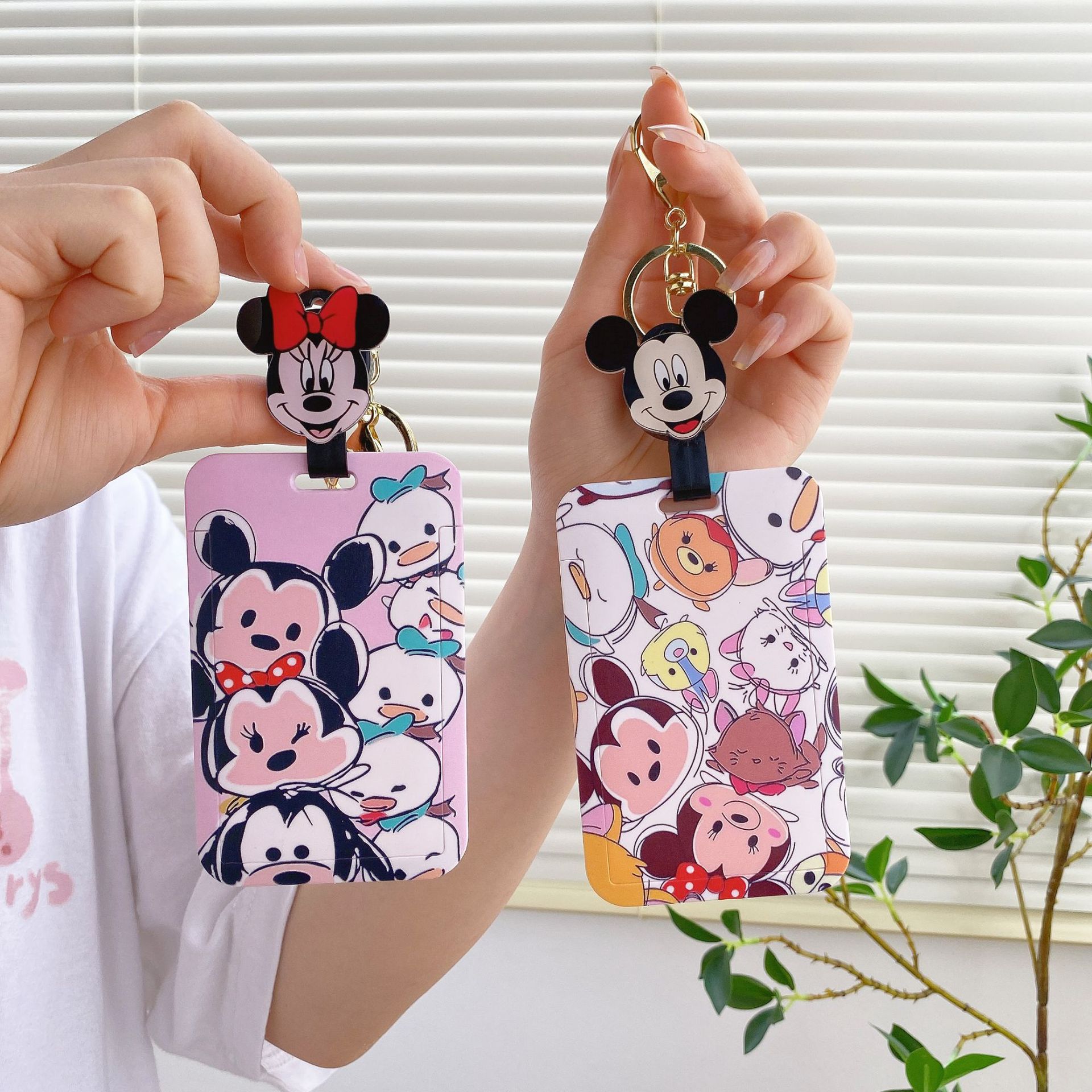 Cartoon Mickey Mouse Keychain  - Reel Cover บทวิจารณ์และราคา
